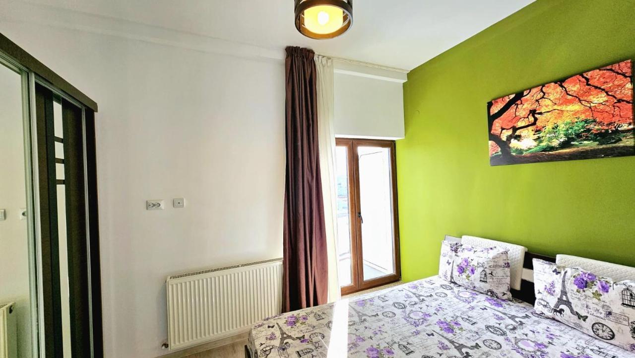 Cityscape Apartment Near Palas Mall Iasi Ngoại thất bức ảnh